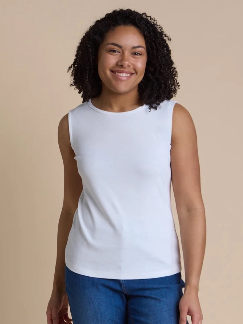 Petite Sleeveless Crew Neck Perfect Tank